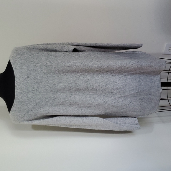 100% Cashmere Charter Club Luxury - Soft Gray Long Sleeves - Size M - Picture 5 of 7
